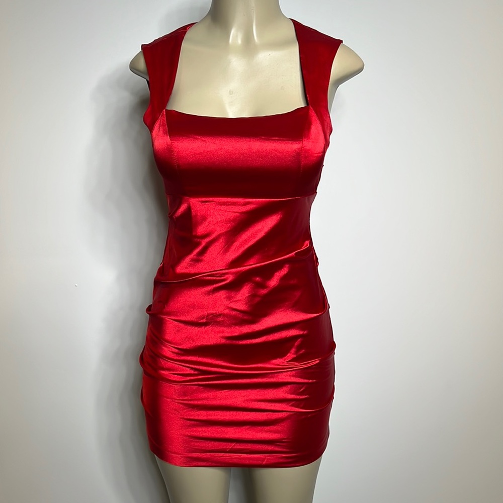 Hailey Logan by Adrianna Papell red satin mini dress 5/6